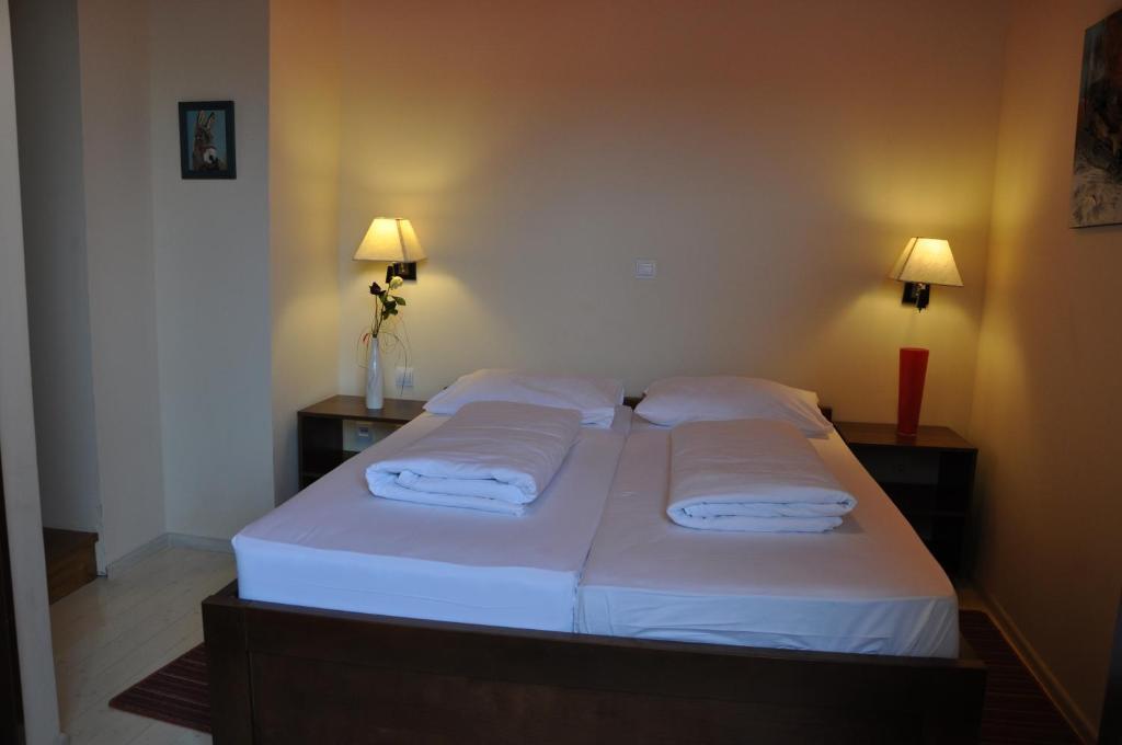 Hotel Carpymore Biograd Na Moru Quarto foto